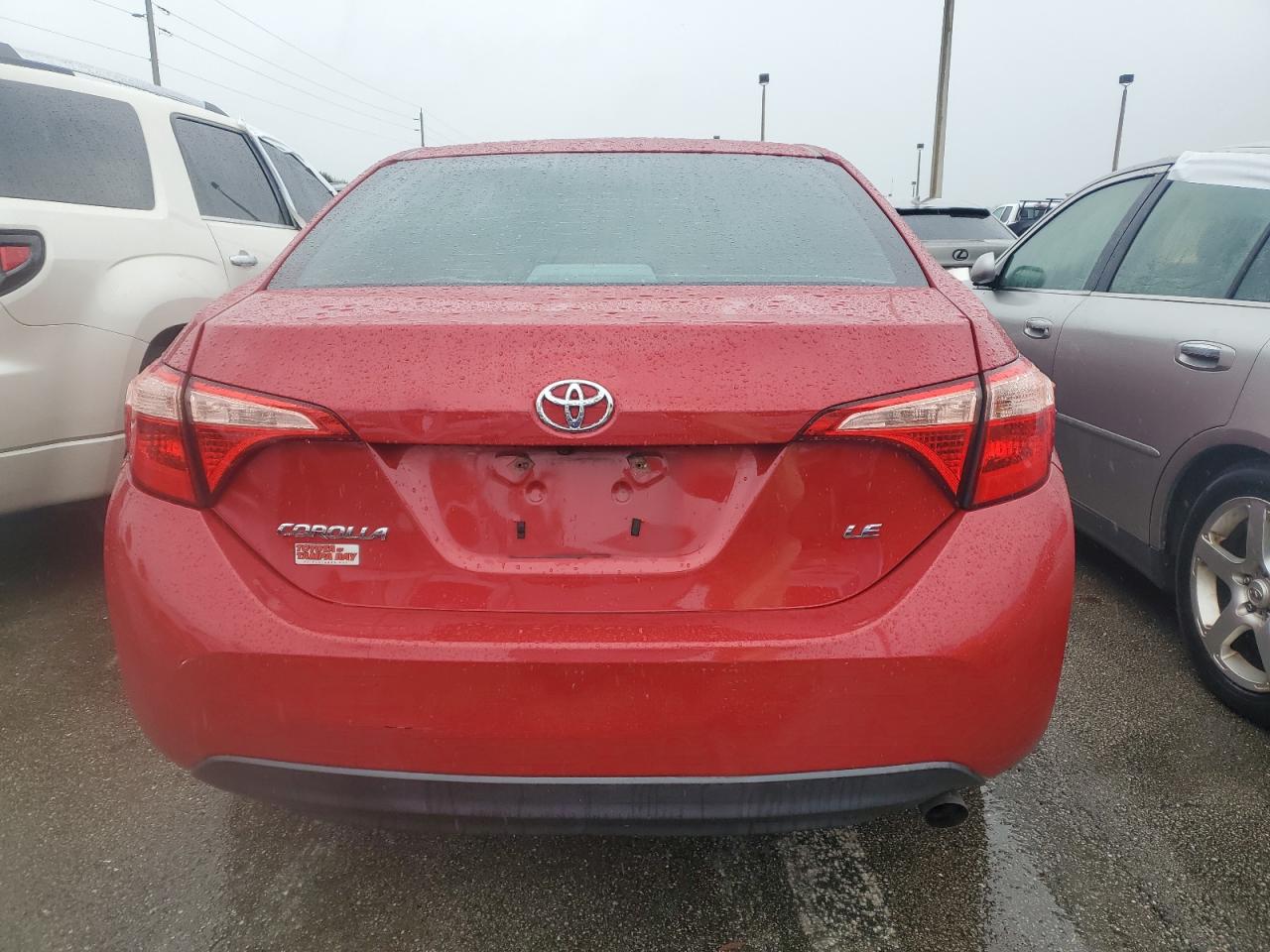 2T1BURHE2JC013986 2018 Toyota Corolla L