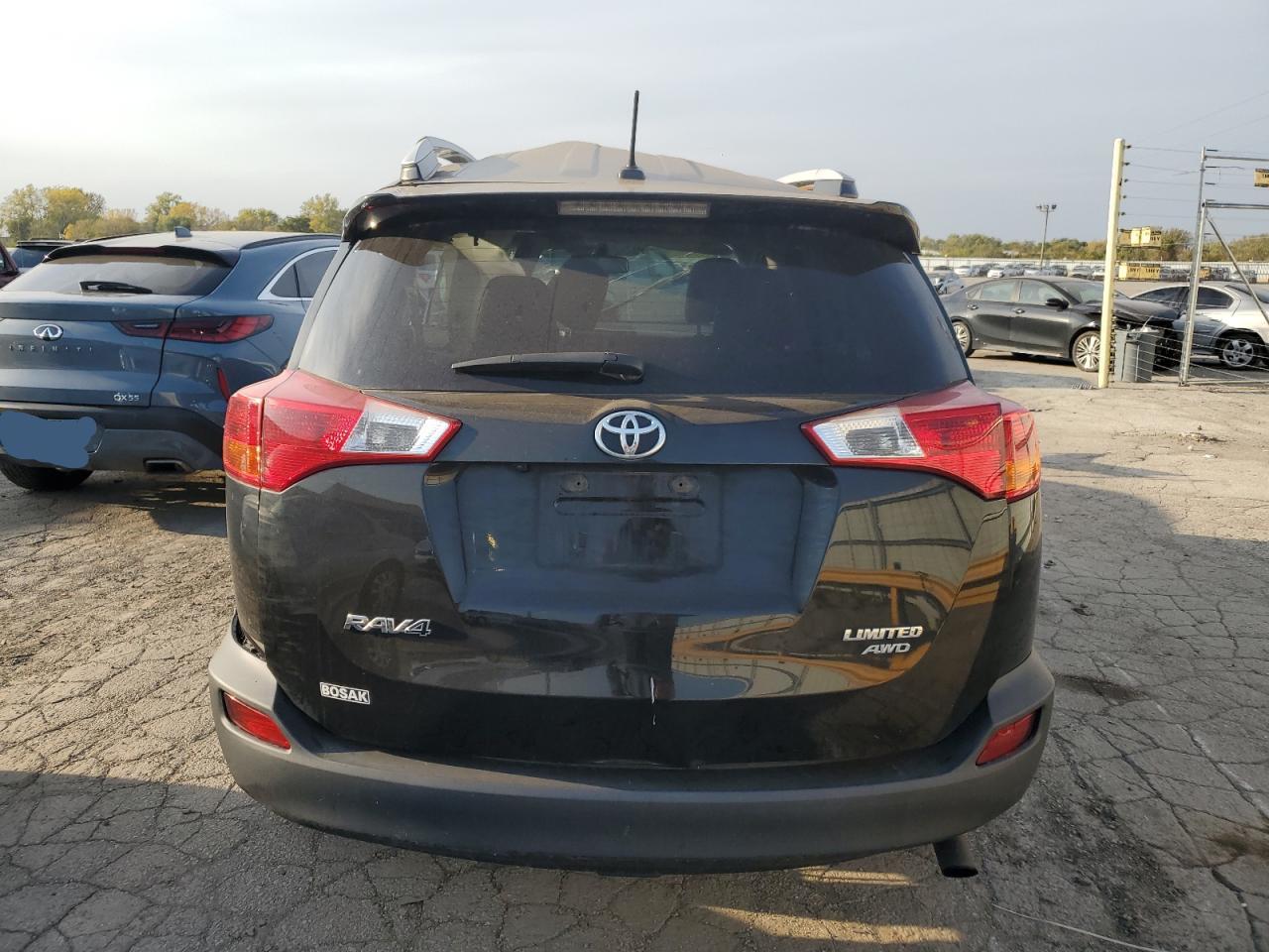2015 Toyota RAV 4 - Image 6