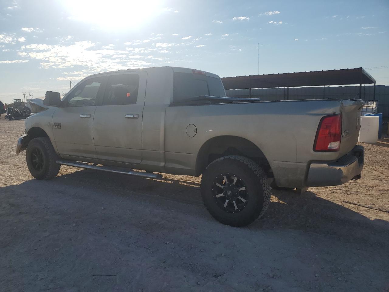 2010 Dodge RAM - Image 2