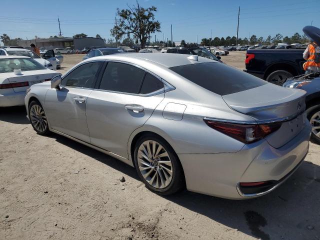 58AF21B13LU009681 Lexus ES300 ES 300H UL 2