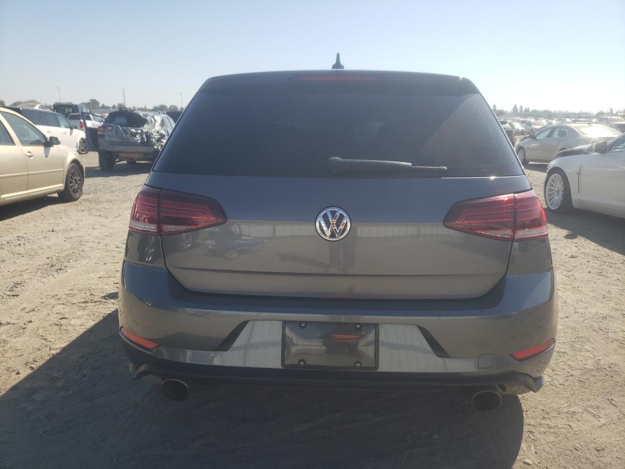 2019 Volkswagen Golf S VIN: 3VWG57AU6KM032121 Lot: 74487564