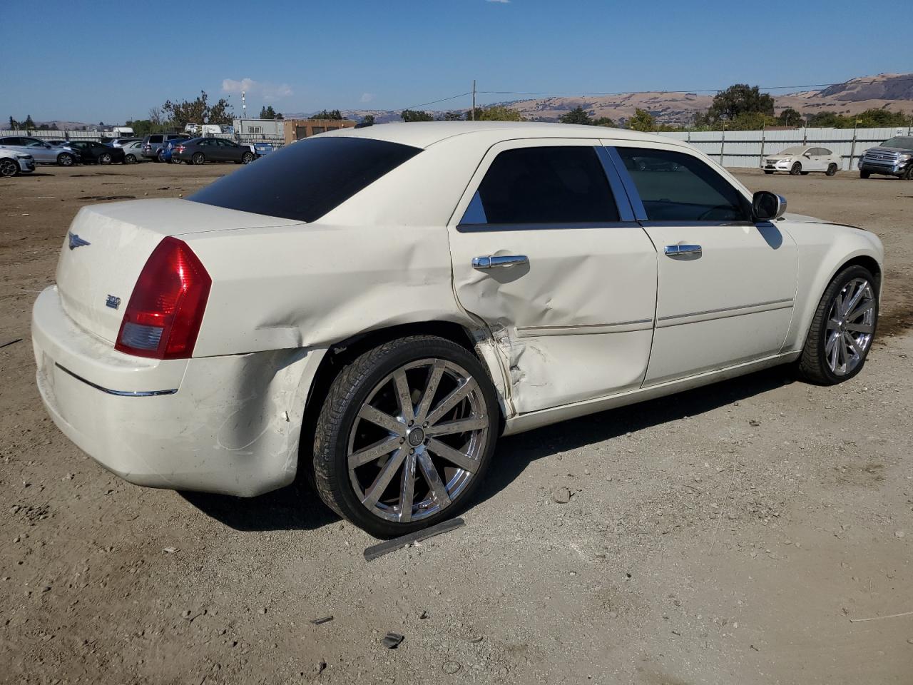 2007 Chrysler 300 - Image 3