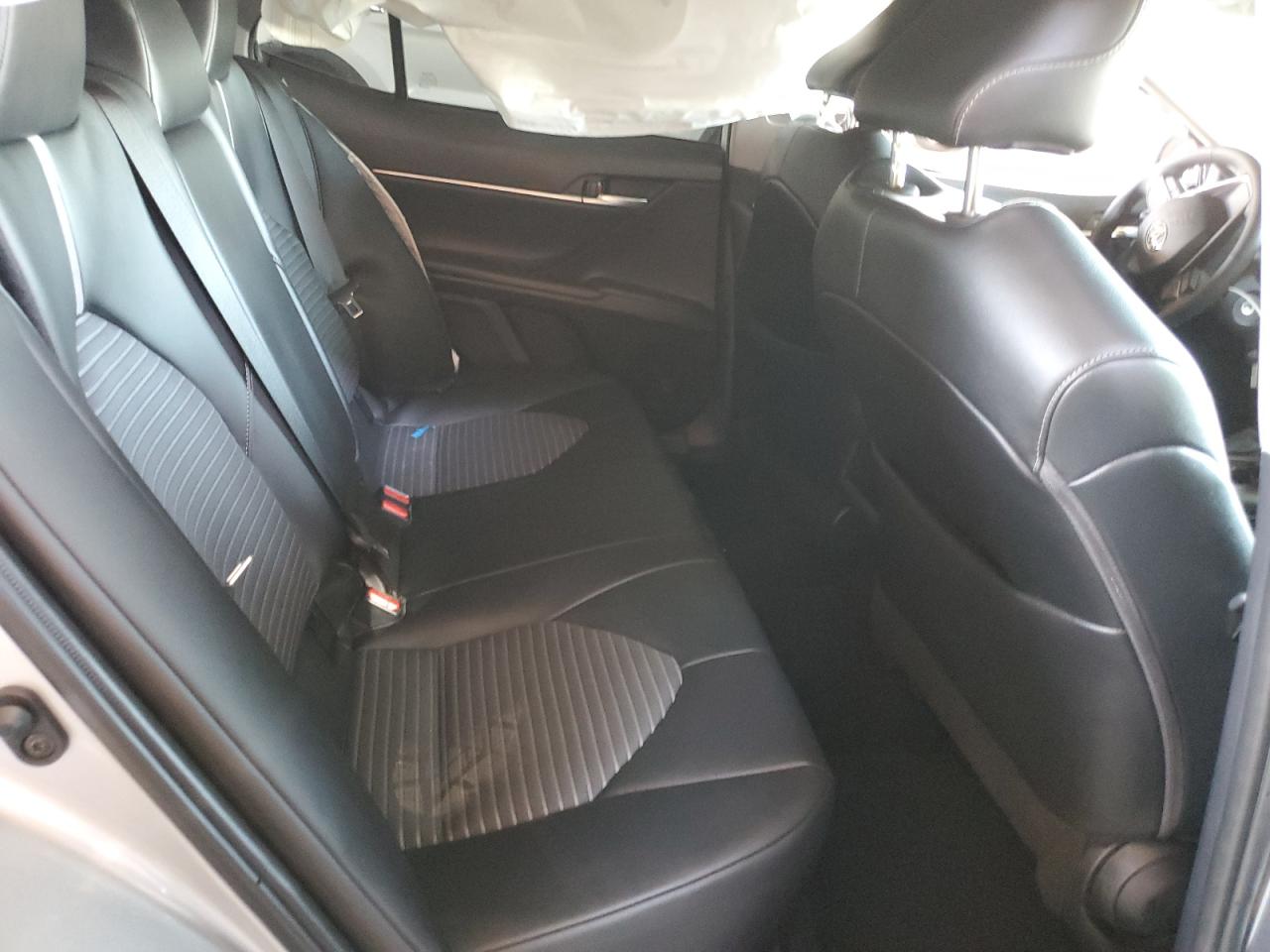 2024 Toyota Camry - Image 10
