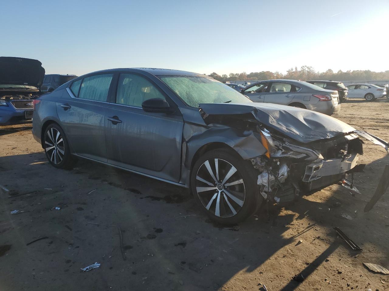 2019 Nissan Altima - Image 4