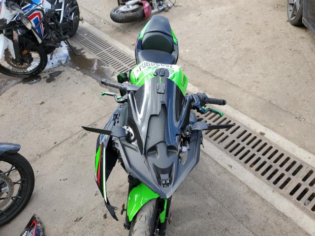  KAWASAKI EX650 M 2022 Зелений