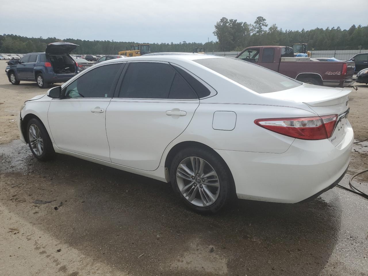 2015 Toyota Camry - Image 2