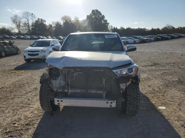 JTEMU5JR7M5895281 Toyota 4Runner SR 5