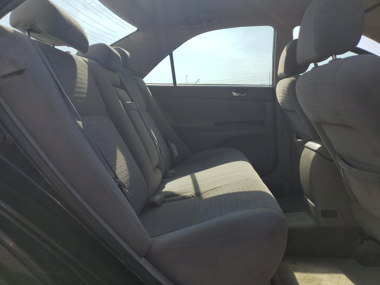 2006 Toyota Camry - Image 10
