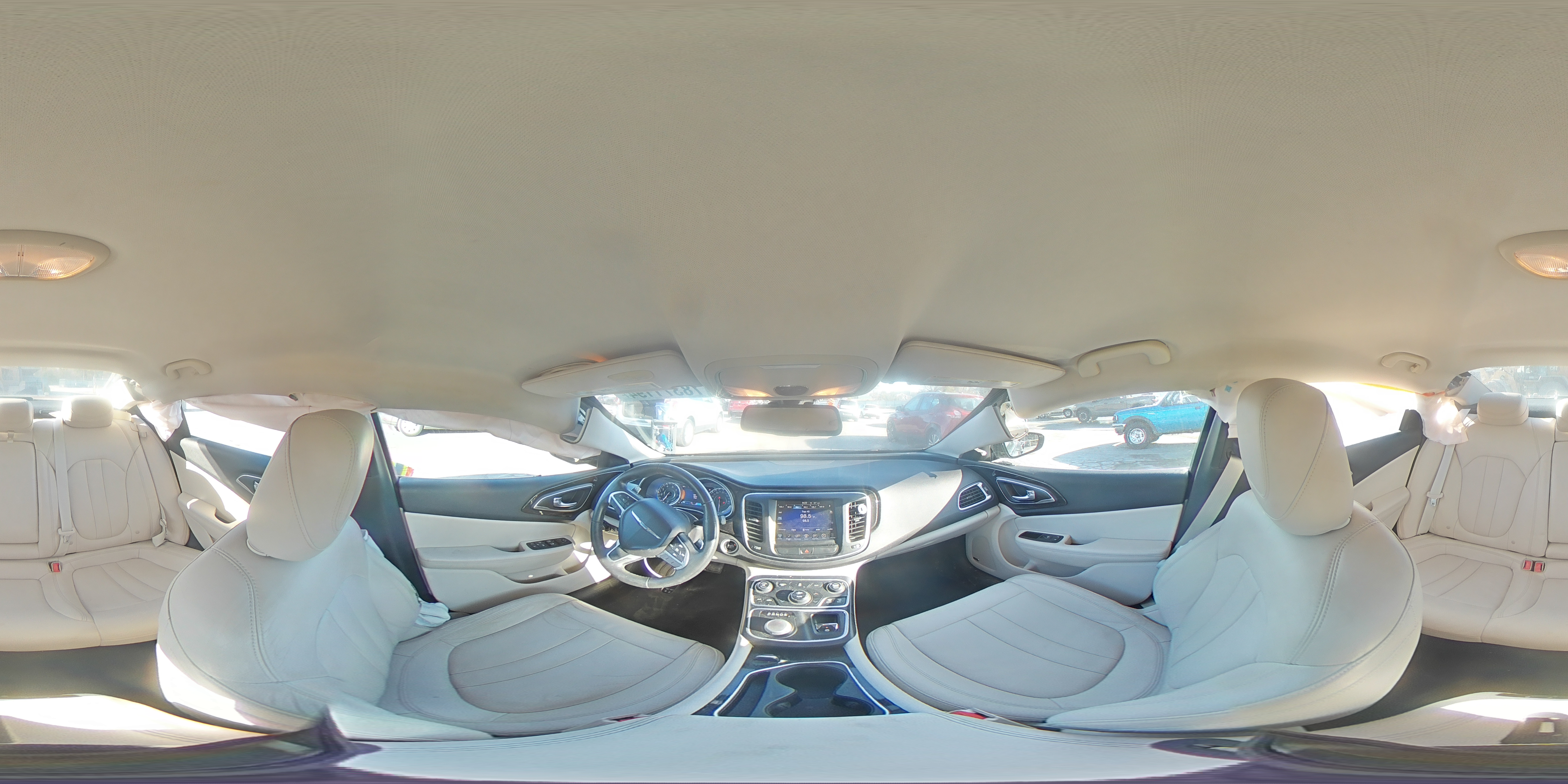 2015 Chrysler 200 - Image 13