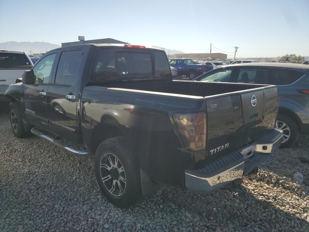 2007 Nissan Titan - Image 2