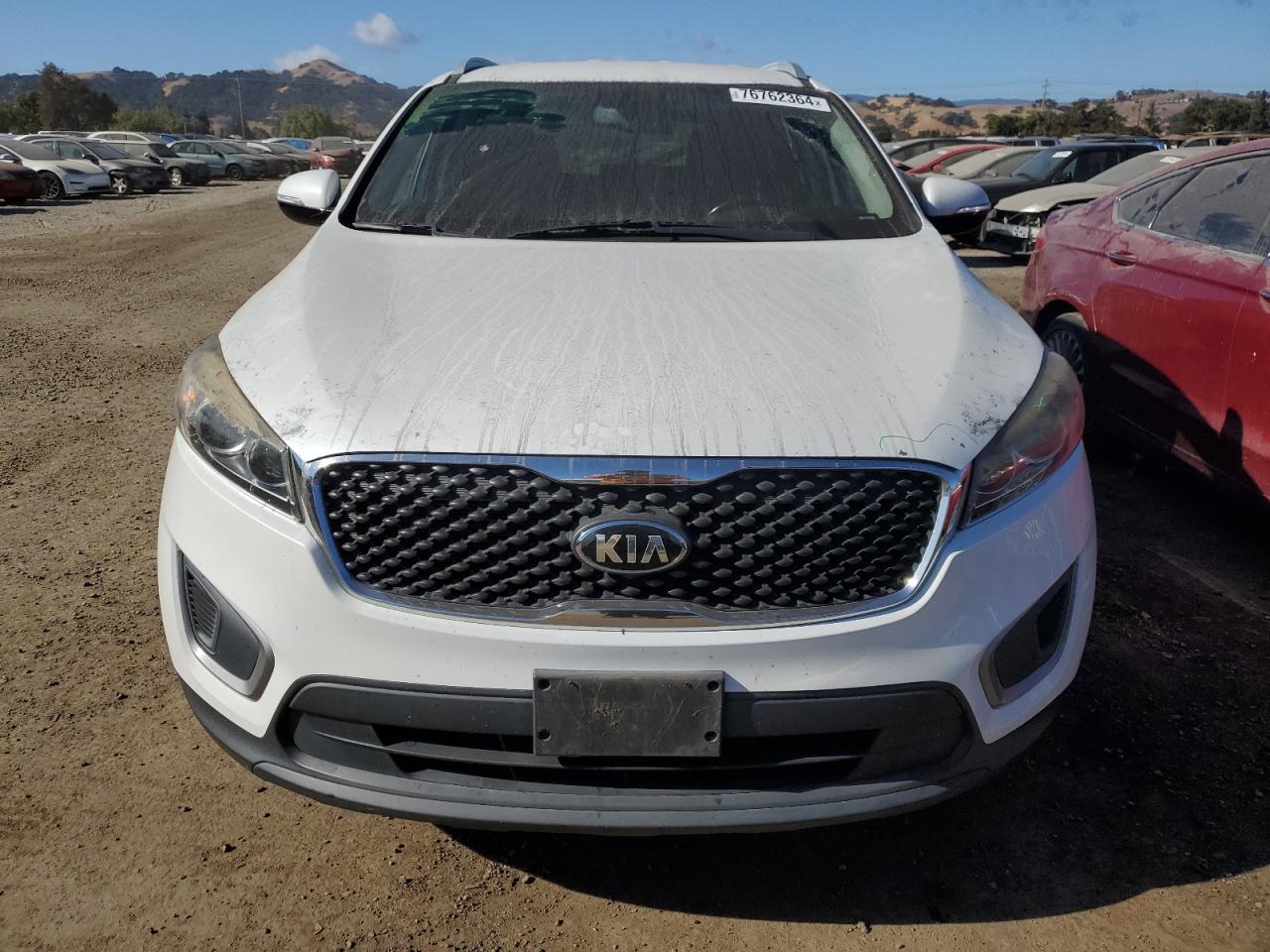 VIN 5XYPG4A35GG063223 2016 KIA SORENTO no.5