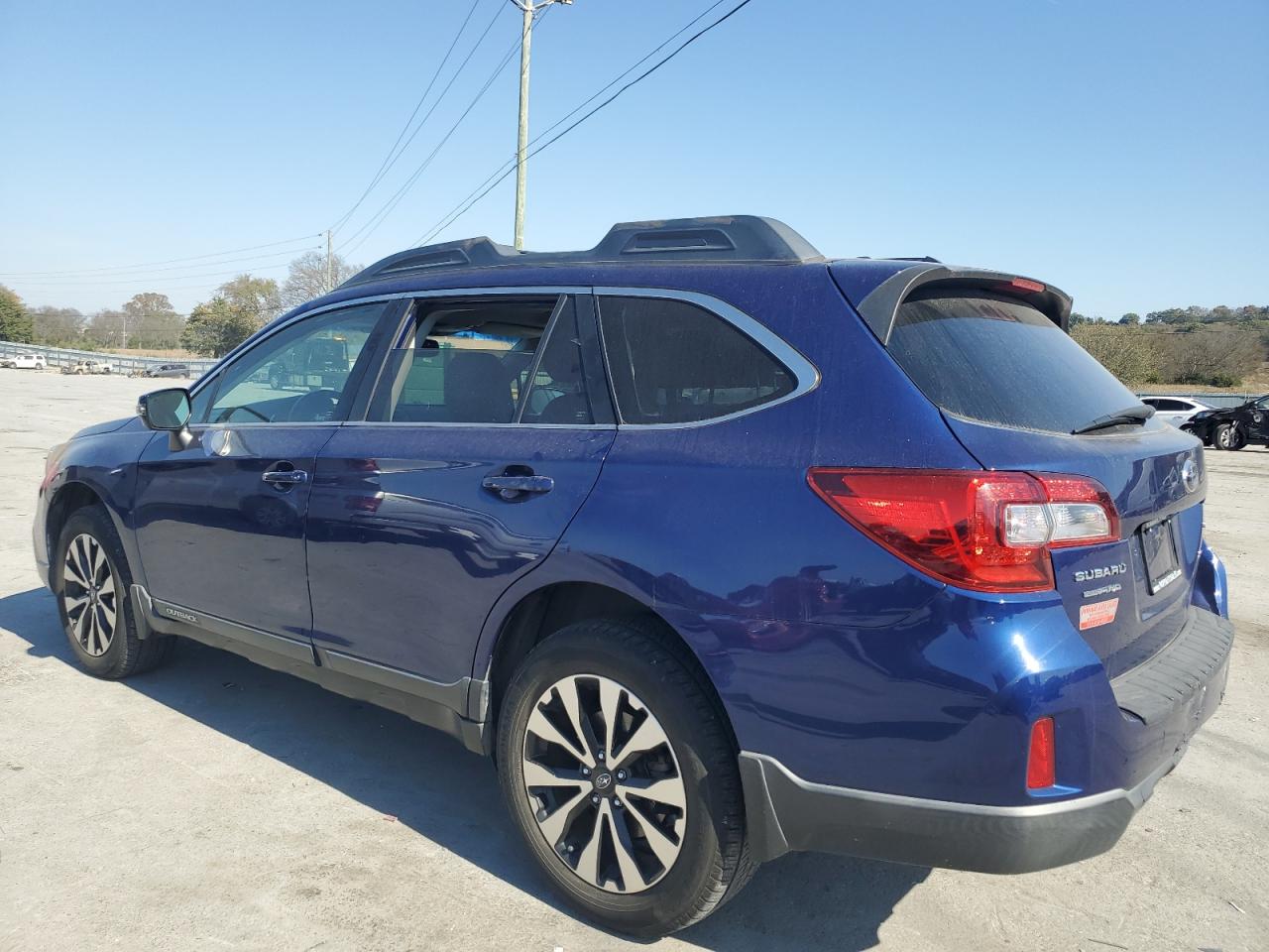2015 Subaru Outback - Image 2
