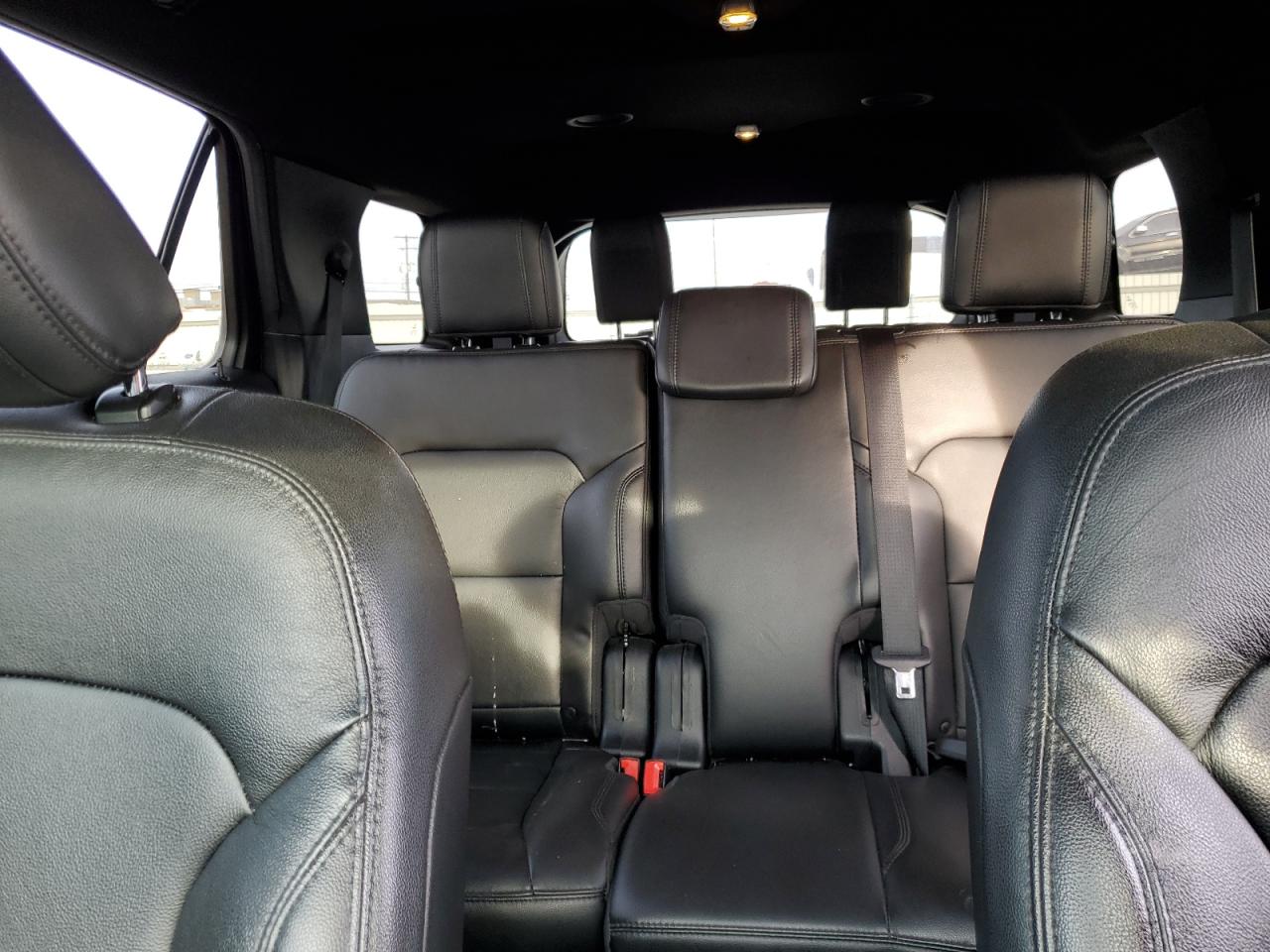 2018 Ford Explorer - Image 10