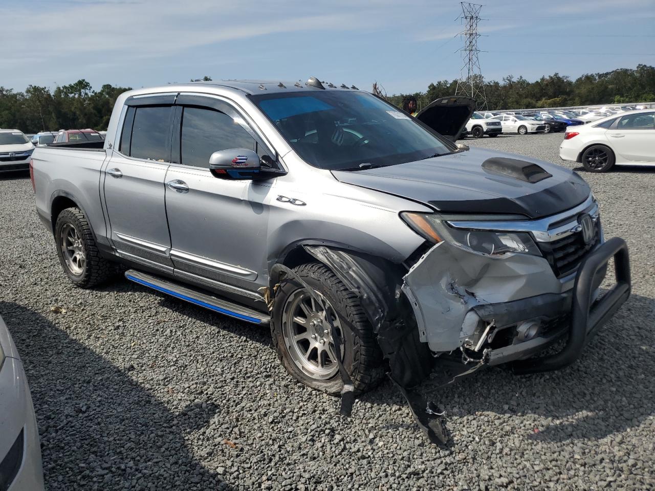 VIN 5FPYK3F79HB005947 2017 HONDA RIDGELINE no.4