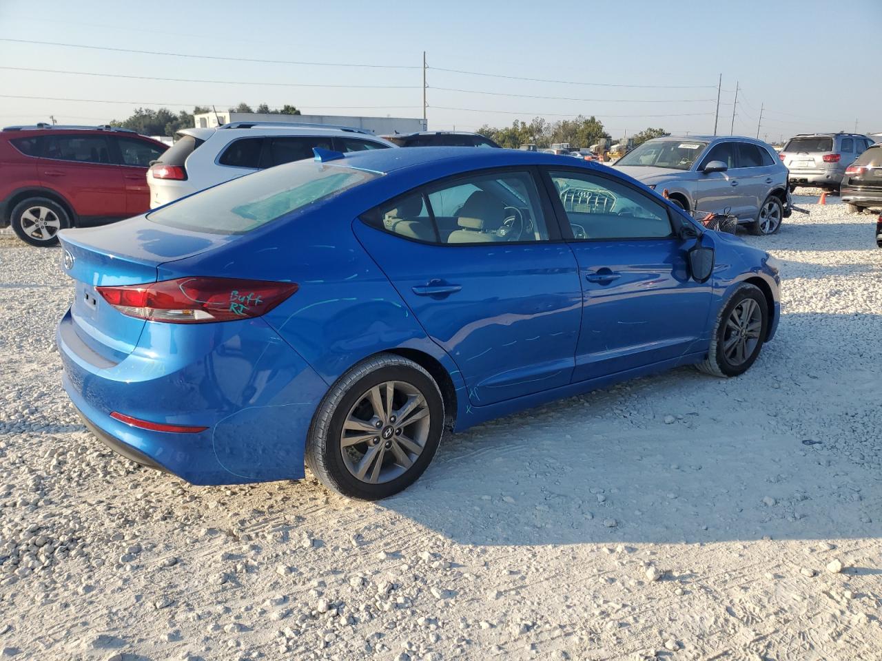 2017 Hyundai Elantra - Image 3