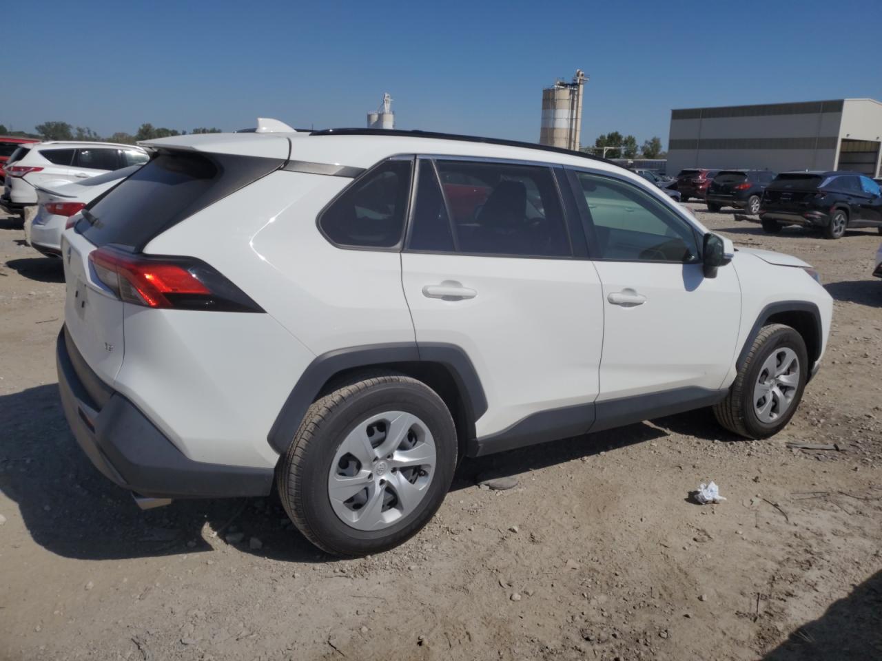 2019 Toyota RAV 4 - Image 3