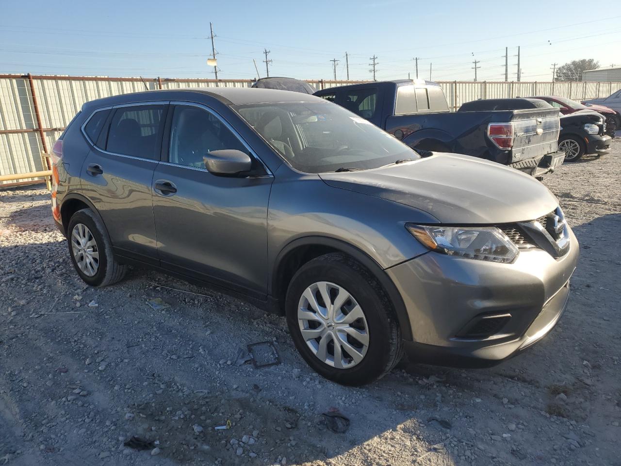 2016 Nissan Rogue - Image 4