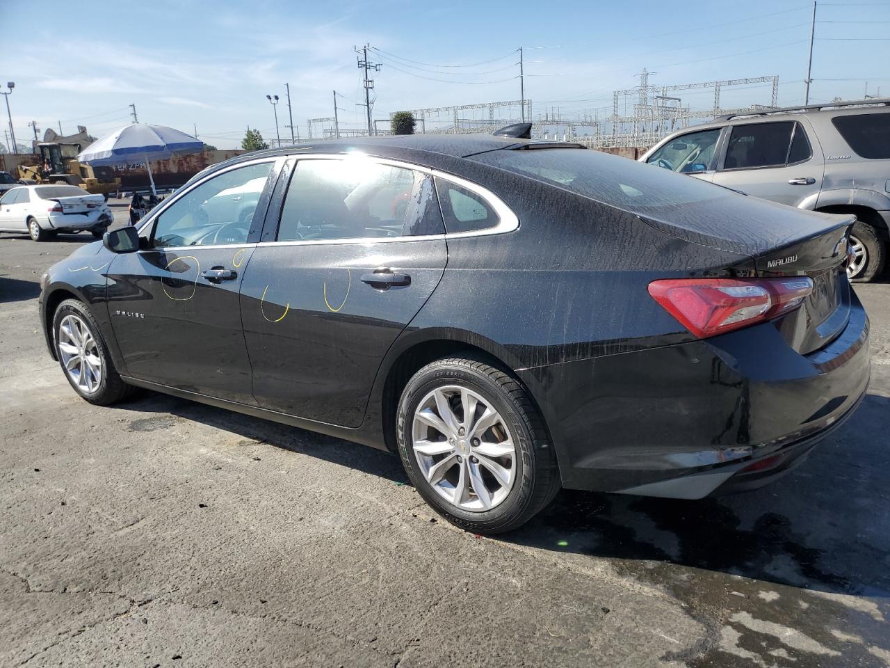 2020 Chevrolet Malibu - Image 2