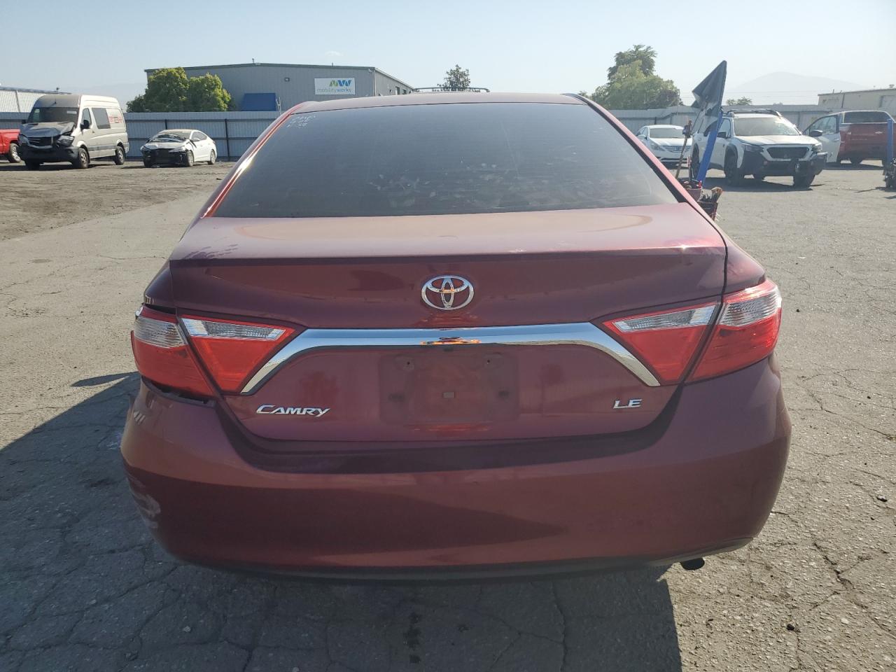 4T1BF1FK8HU625025 2017 Toyota Camry Le