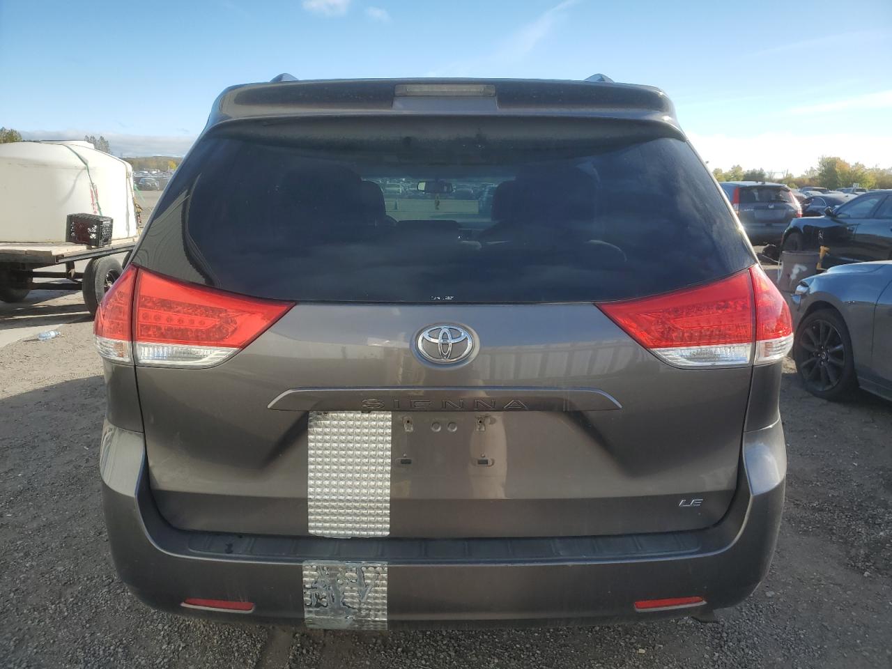 2014 Toyota Sienna Le VIN: 5TDKK3DC9ES417761 Lot: 75765104