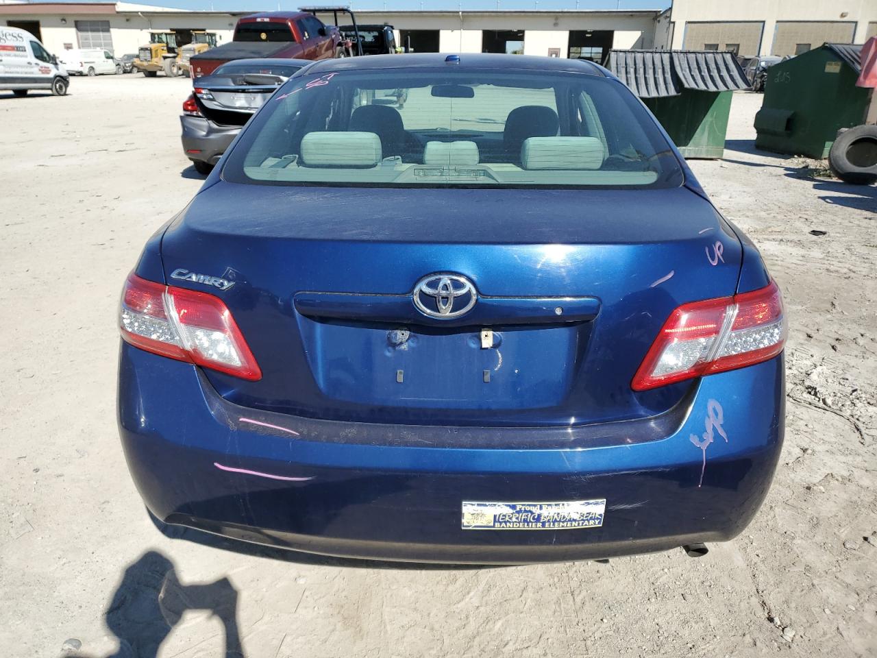 4T1BF3EK3BU730270 2011 Toyota Camry Base