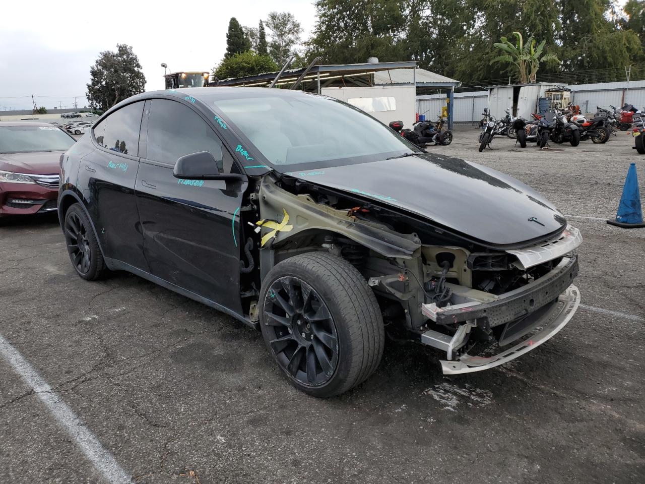 2021 Tesla Model Y VIN: 5YJYGDEE7MF284860 Lot: 76011024