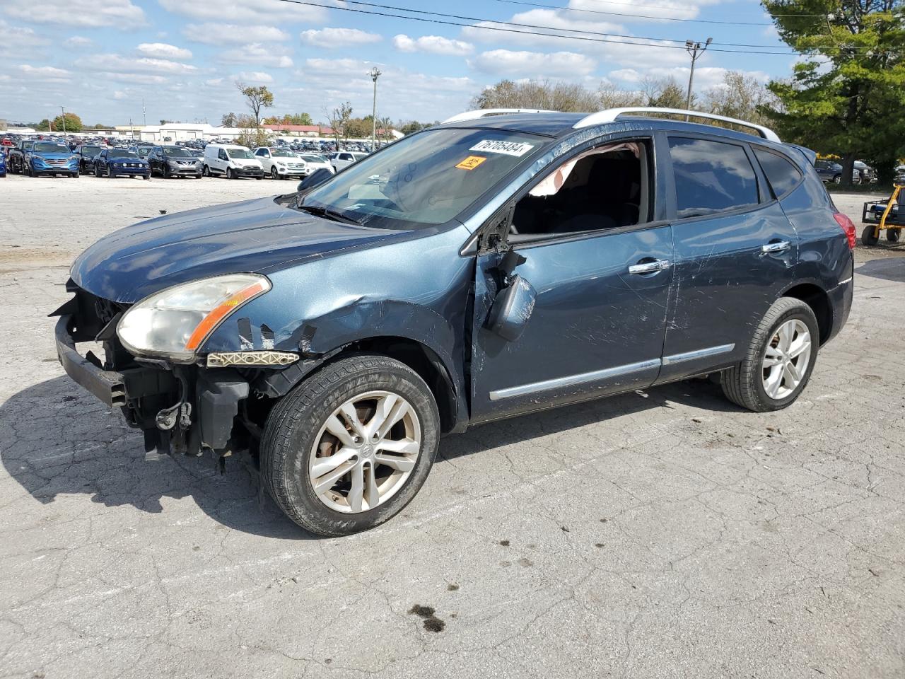 2012 Nissan Rogue - Image 1