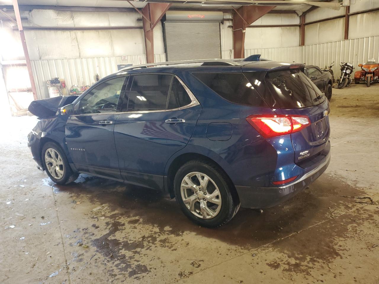 2020 Chevrolet Equinox - Image 2