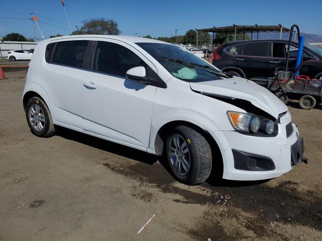  CHEVROLET SONIC 2015 Белый