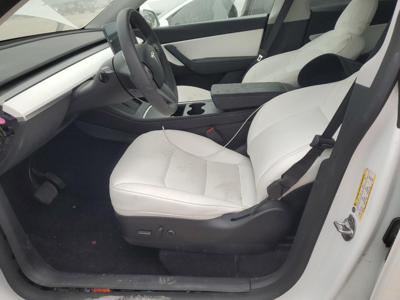 5YJYGDEEXMF243171 2021 Tesla Model Y