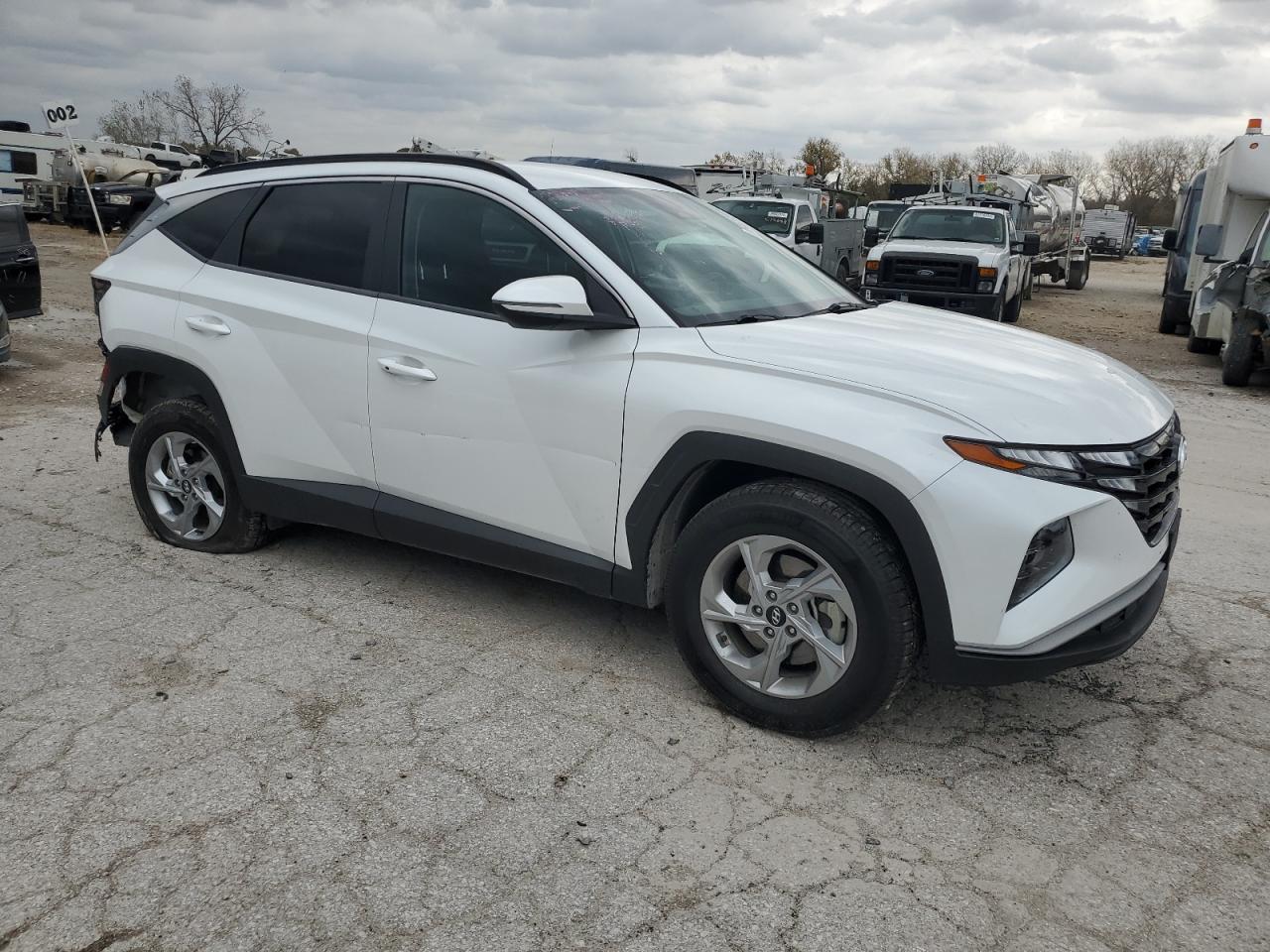 2022 Hyundai Tucson - Image 4