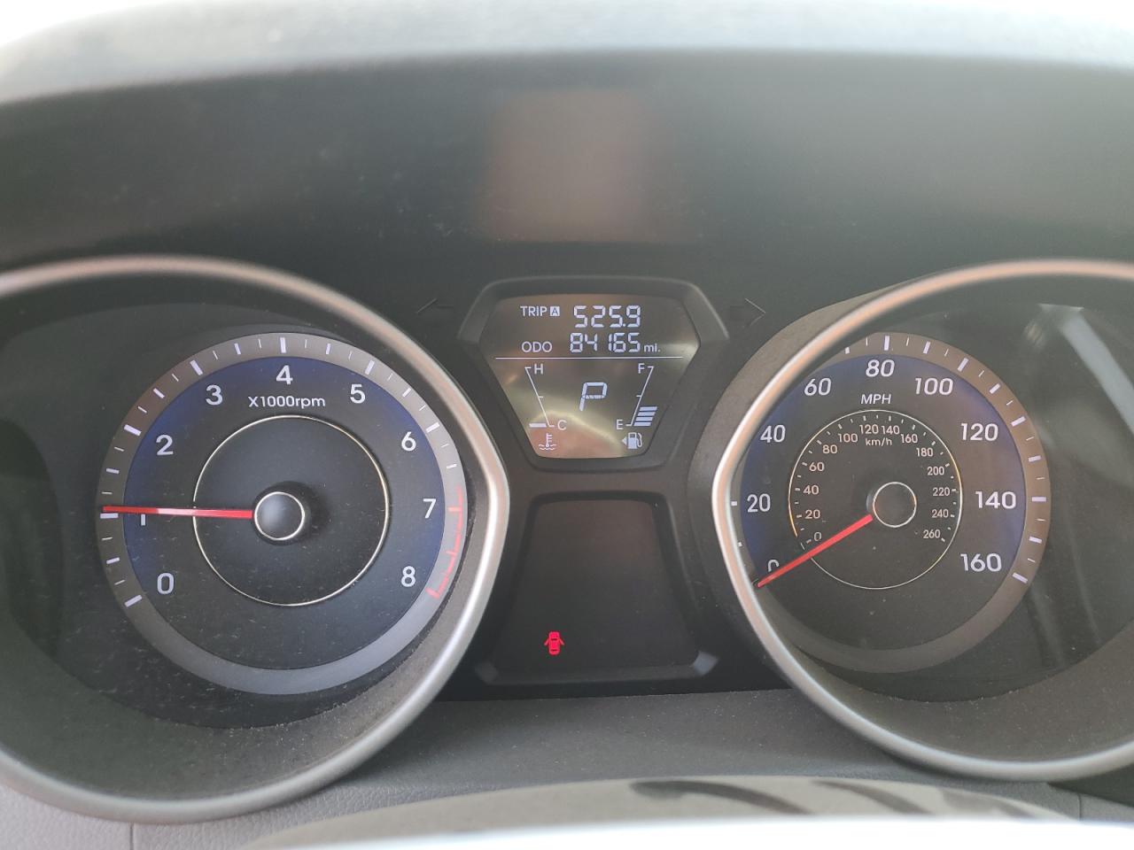 2013 Hyundai Elantra - Image 9
