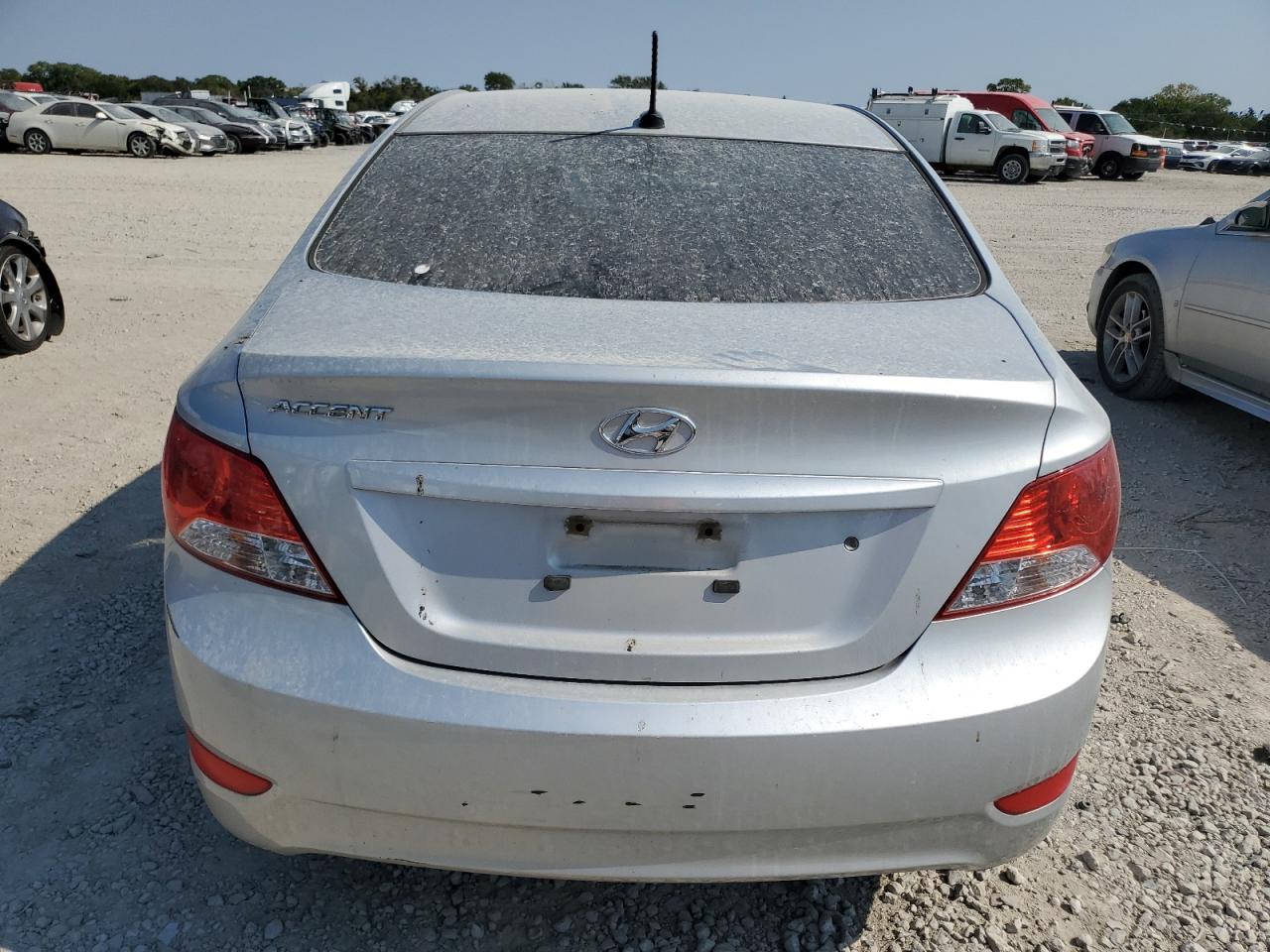 KMHCU4AE3EU762012 2014 Hyundai Accent Gls