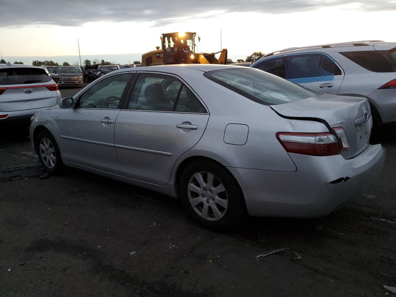 2009 Toyota Camry - Image 2