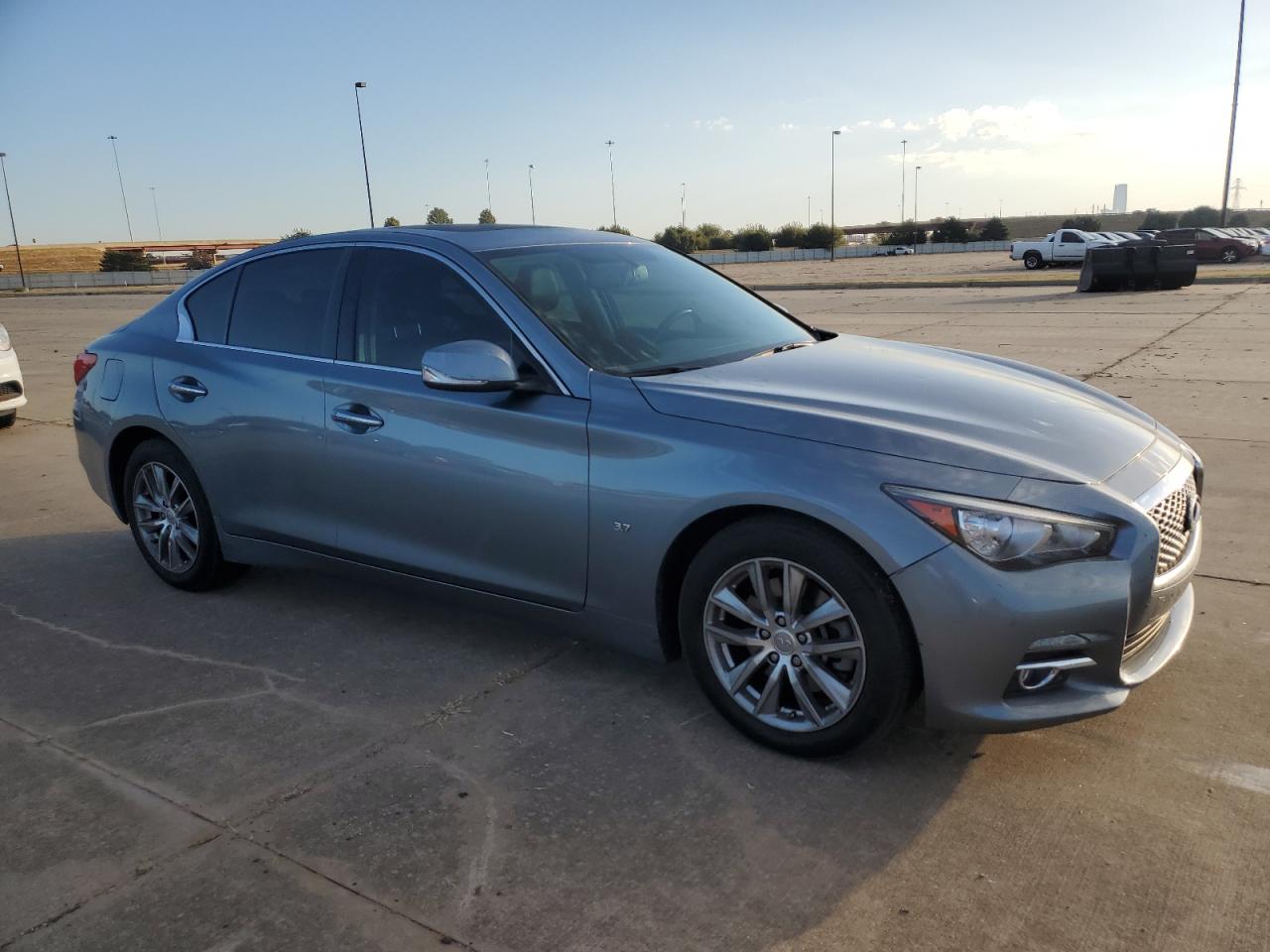2015 Infiniti Q50 - Image 4