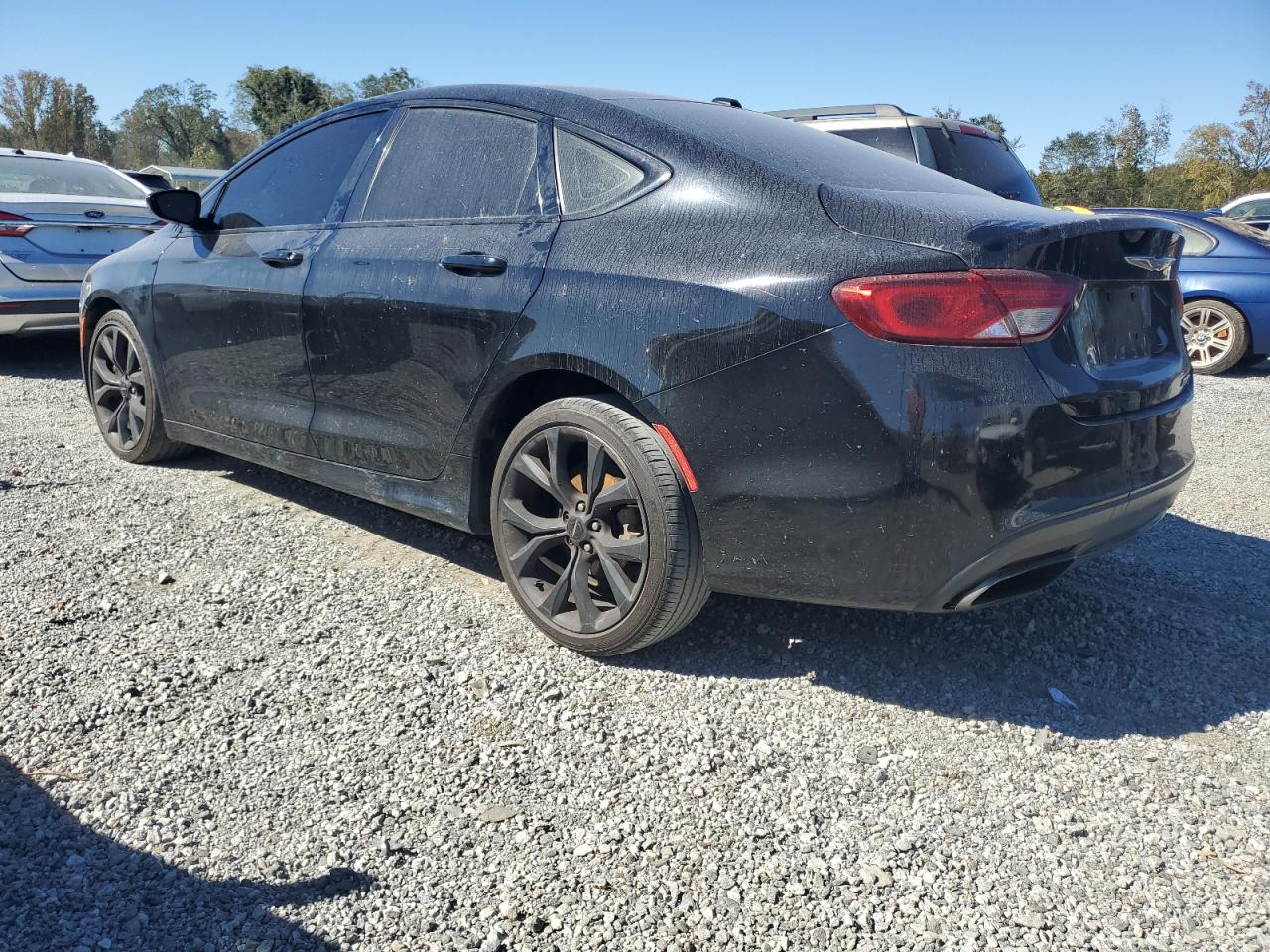 2015 Chrysler 200 - Image 2
