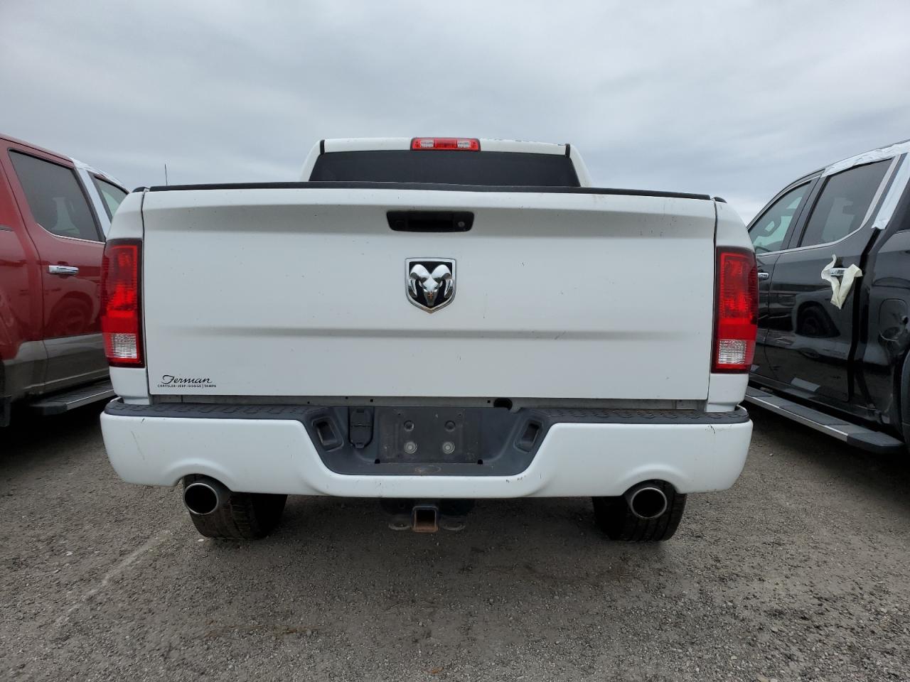 2017 Ram 1500 St VIN: 1C6RR6KT4HS615505 Lot: 76406174