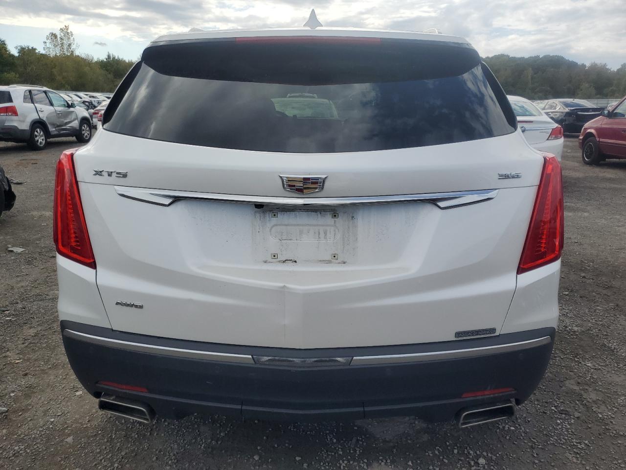 2017 Cadillac Xt5 Premium Luxury VIN: 1GYKNERS1HZ261618 Lot: 75020004