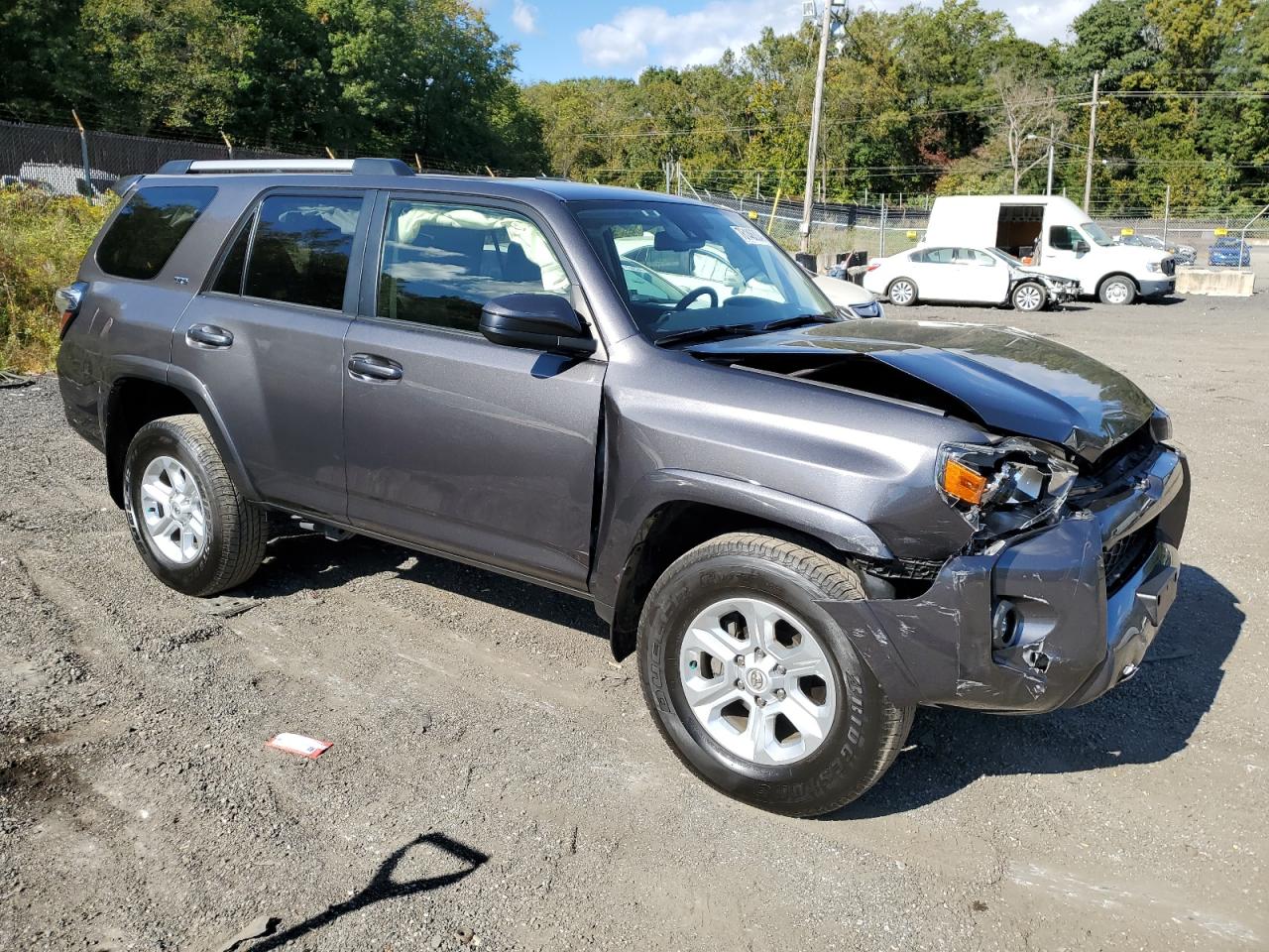 JTEMU5JRXP6128510 2023 Toyota 4Runner Se