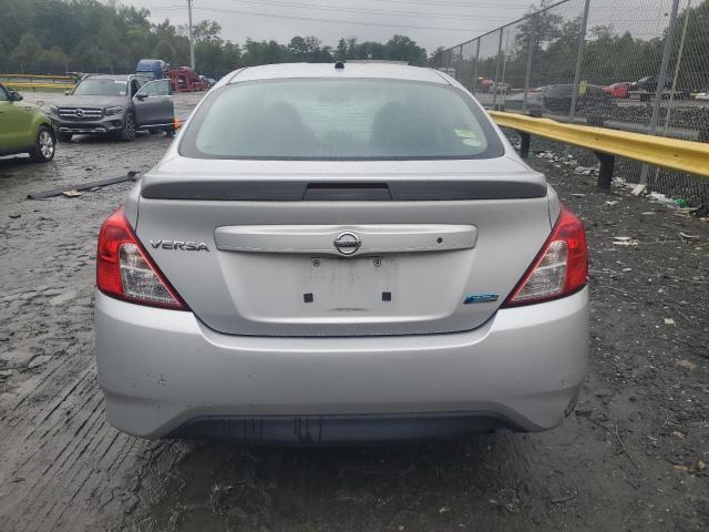  NISSAN VERSA 2015 Silver