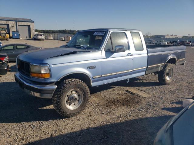 1997 Ford F250  продається в Earlington, KY - Front End