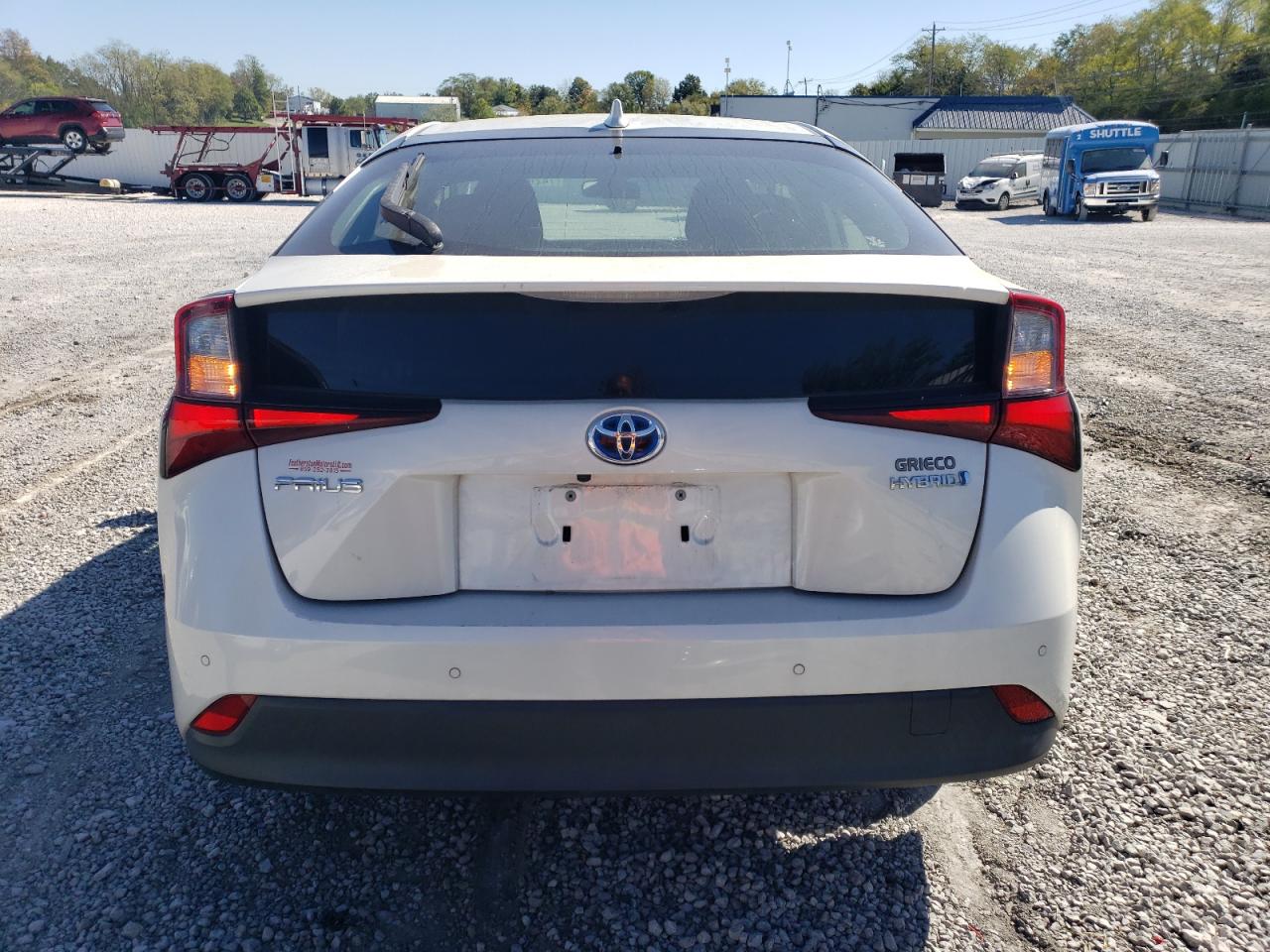 JTDKARFU0K3075805 2019 Toyota Prius