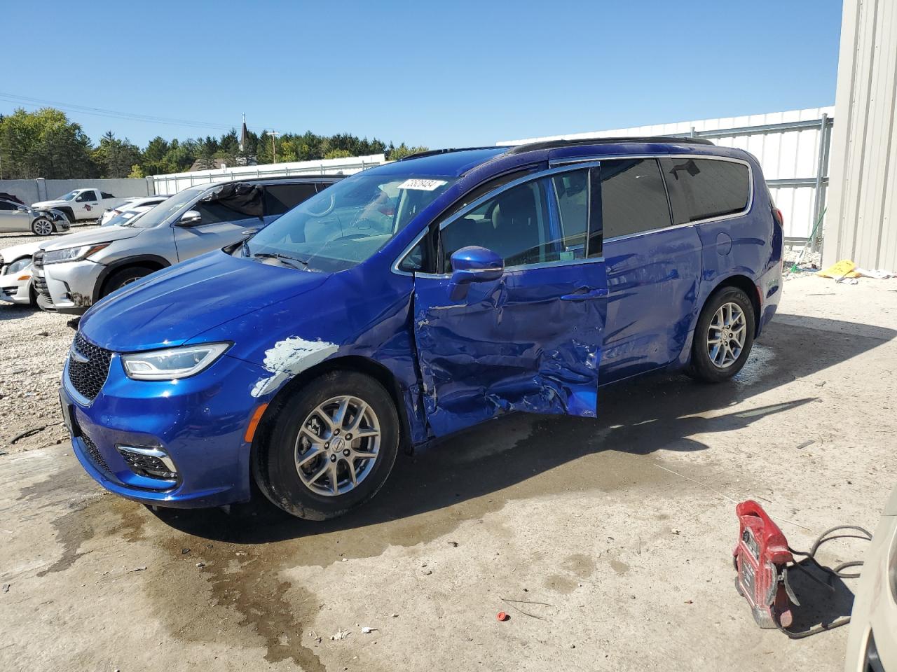 2021 Chrysler Pacifica - Image 1