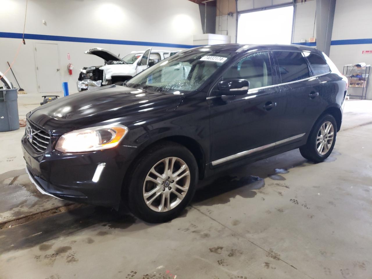 2015 Volvo Xc60 T5 Premier+ VIN: YV440MDC4F2619465 Lot: 74032174