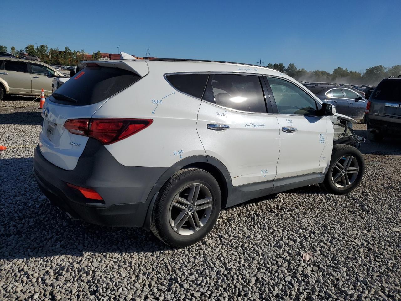 2018 Hyundai Santa Fe - Image 3