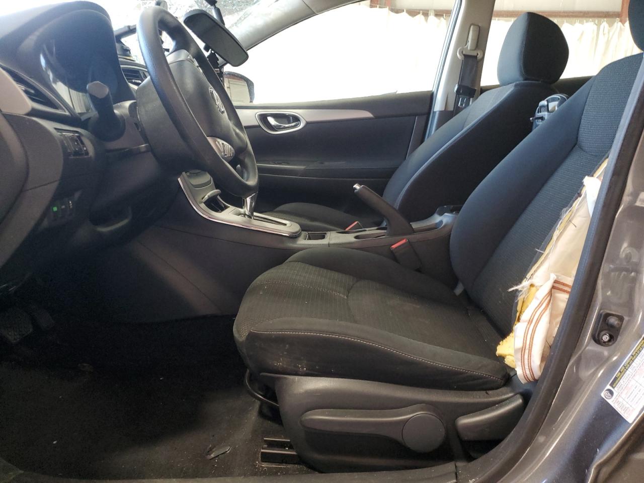 2015 Nissan Sentra - Image 7