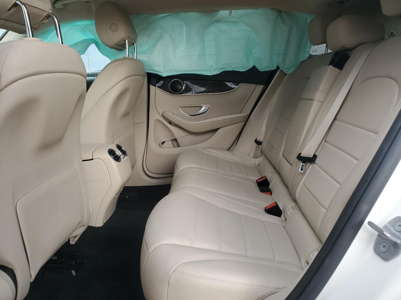 2019 Mercedes-Benz GLC - Image 11