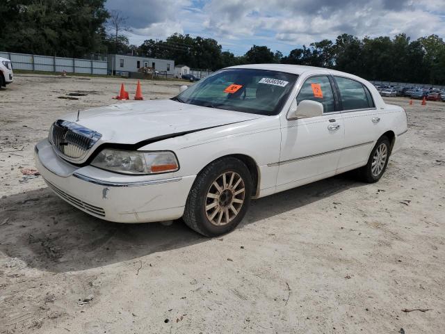 2007 Lincoln Town Car Signature