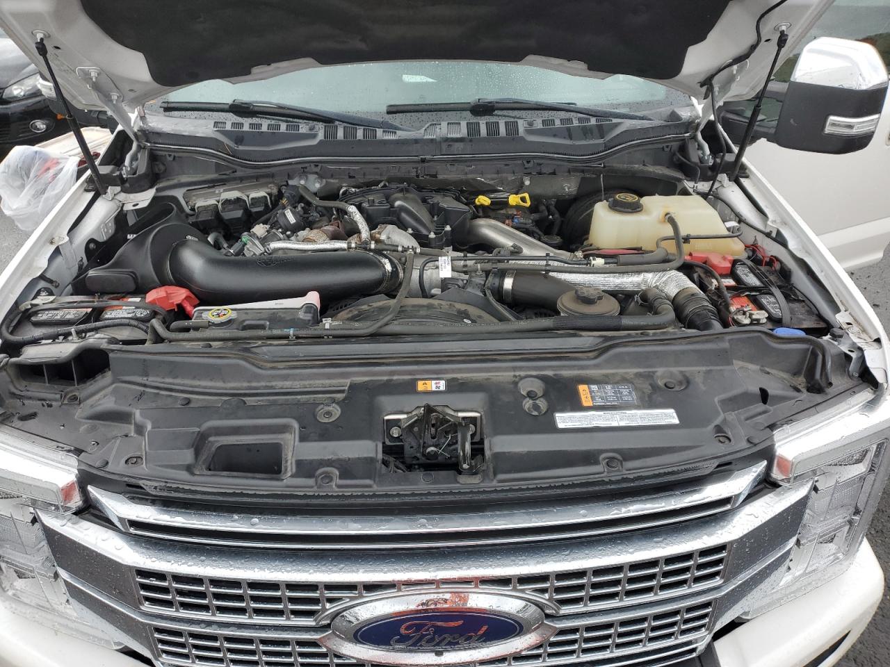 2017 Ford F350 - Image 11