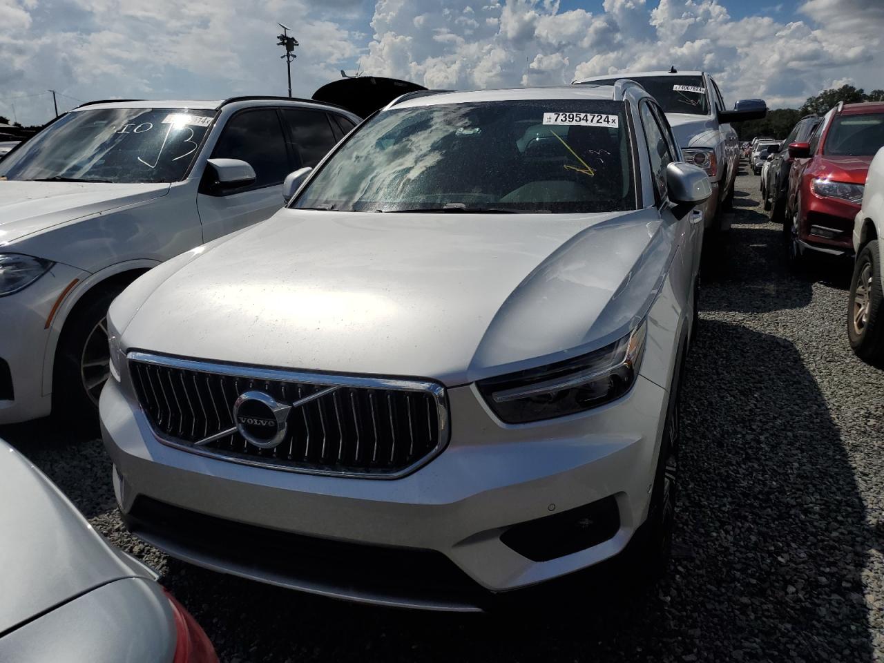 2019 Volvo XC40 - Image 5